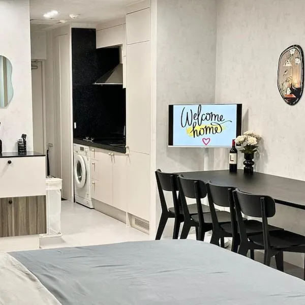 Euljiro 1-ga 2mins, hotel in Seoul