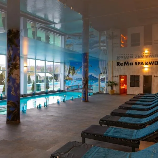 Juliana Platinum Brad, hôtel à Brad