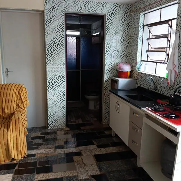 Casa confortável com garagem, hotel v destinaci Ponta Grossa