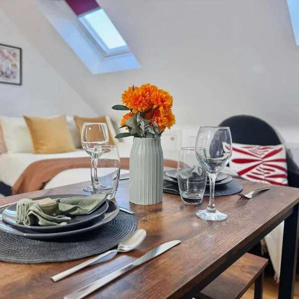 Ideal Studio Loft 30min to Central London, hotel v Londýně