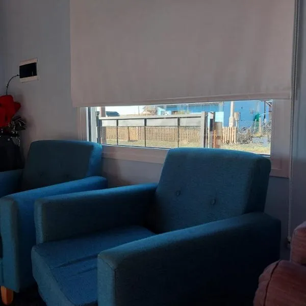 Casa, hotel Lologban