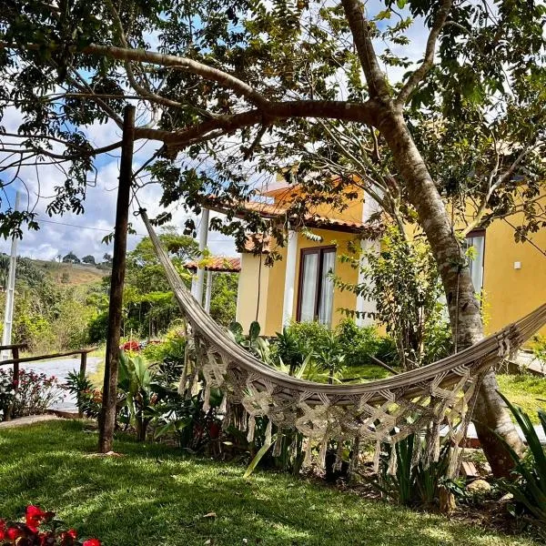 Villas Cocos Chalé Duplo、バナネイラスのホテル