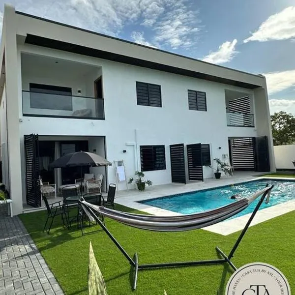 Casa Tua Suriname New 4 bedroom Townhouse 14B, hotel din Paramaribo