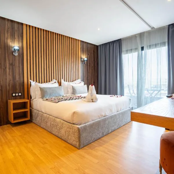 Razane Hôtel, hotel di Kenitra