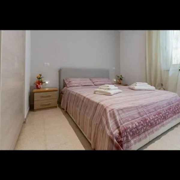 Casa Fatmin, hotel a Tirrenia
