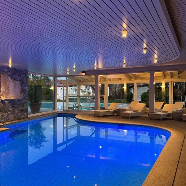 Villa Favorita - Parkhotel Delta, ξενοδοχείο στην Ασκόνα