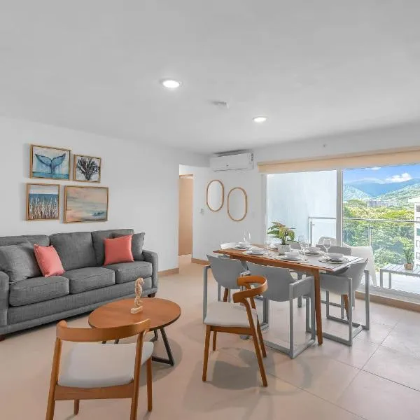 Upstay - 3BR New Condo in Jaco 5mins to Beach, hotel v destinaci Jacó