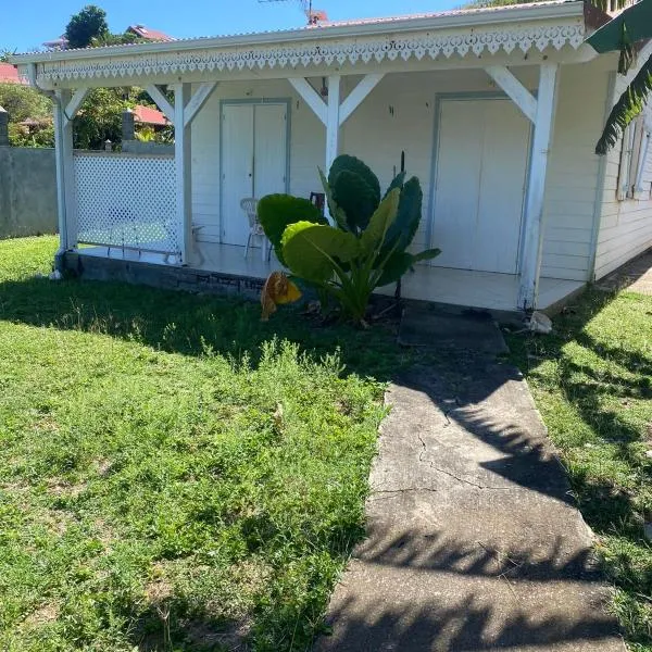 Maison Créole 6 pers les Saintes terre de haut, ξενοδοχείο σε Terre-de-Haut