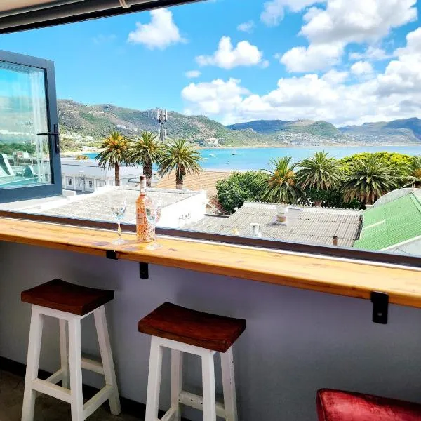 Scenic Blue Studio, hotel in Simonʼs Town