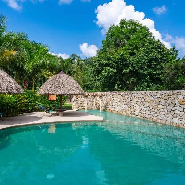 Cuatro Lunas Hotel Boutique, hotell i Palenque
