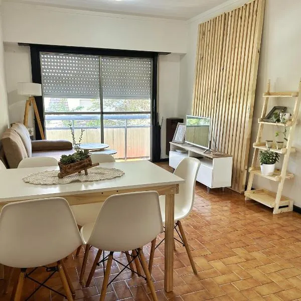 Departamento en La Perla, hotel in Mar del Plata