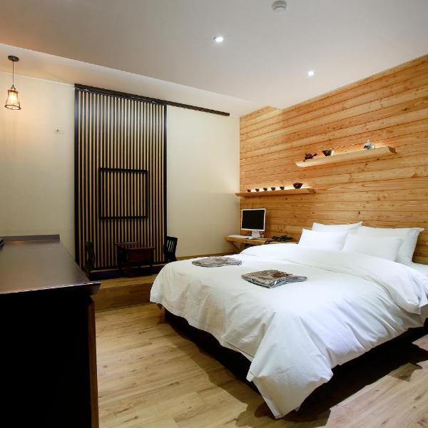 W Hotel, Кванмён