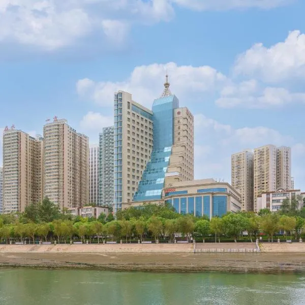코를라에 위치한 호텔 库尔勒梨城花园酒店