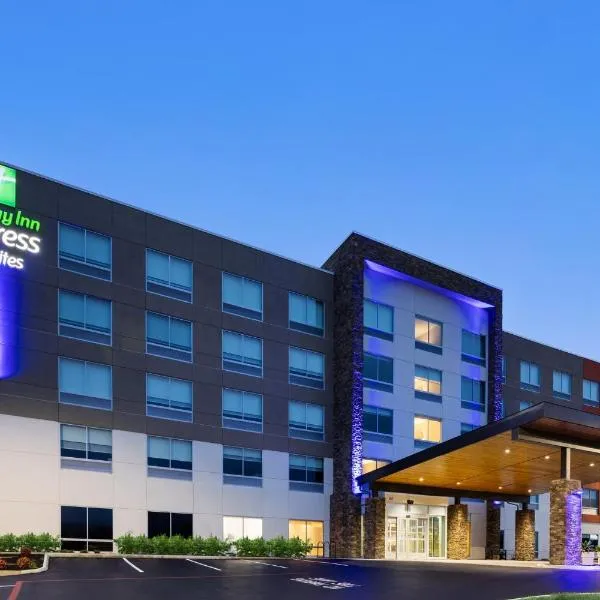Holiday Inn Express & Suites Waynesboro East, hotel u gradu Vejnsboro