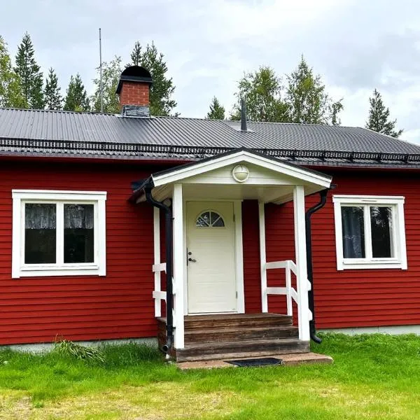 Stuga, lantligt lugnt läge med gott om parkering, hotel in Gällivare