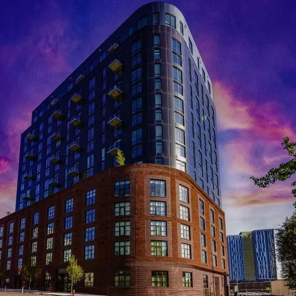 2-Bed 2-Bath Luxury Retreat, hotel in Nashville