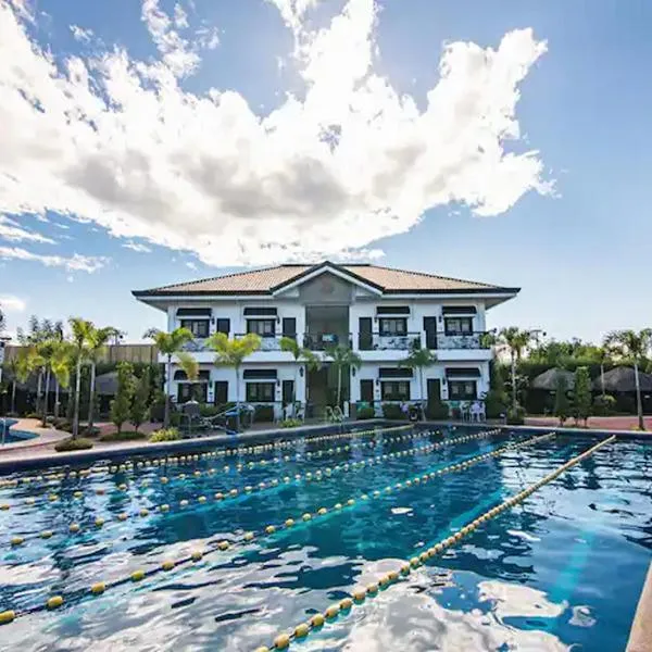 Ilocos Urban Wave Resort, hotell sihtkohas Laoag
