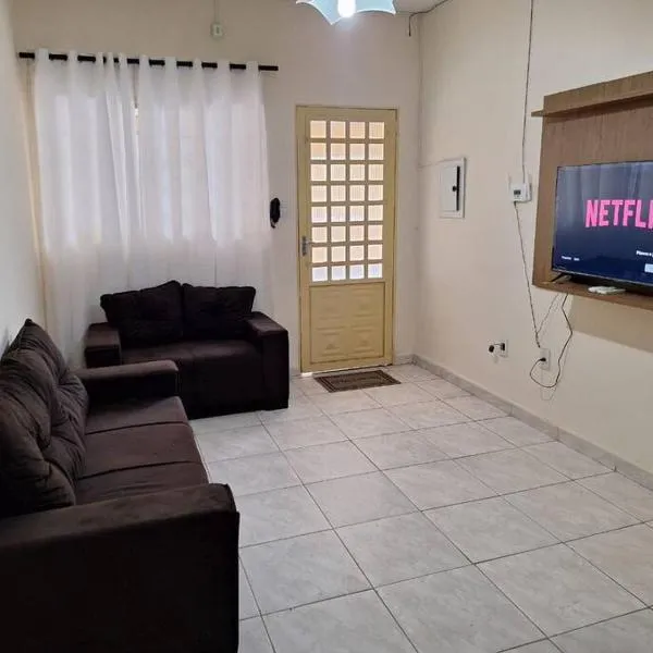 Apartamento Ipês- Excelente localização – hotel w mieście Corumbá