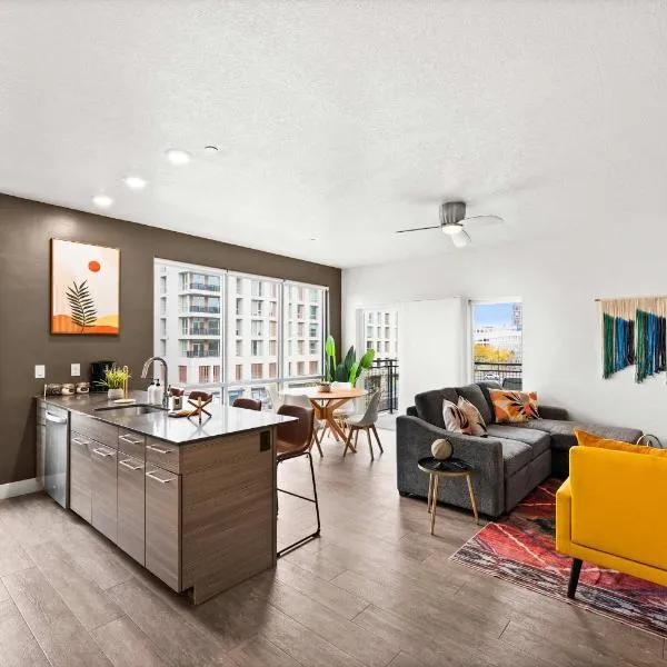 Luxury SLC Apt with Stunning Views, hotel in Salt Lake City