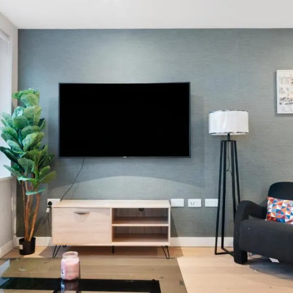Modern 2 Bed Heart of Elephant Castle，位于伦敦的酒店
