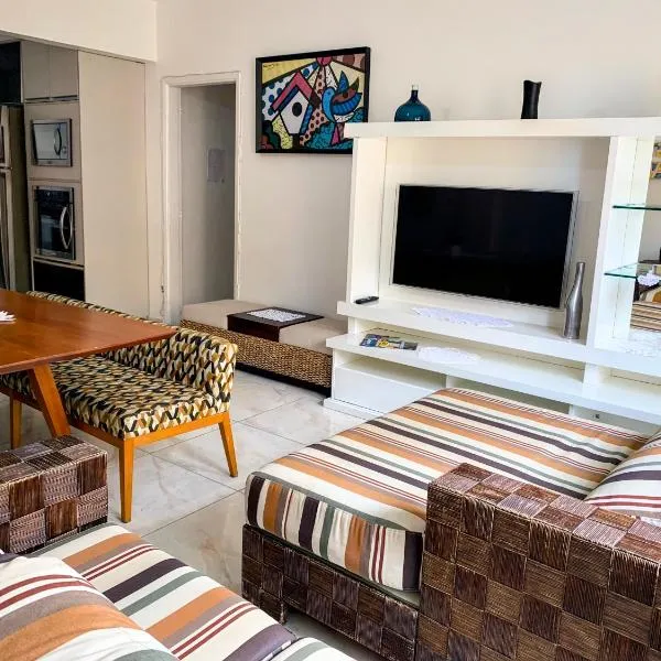 Beautiful condo by the shore, hotel in Santos