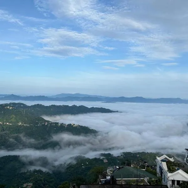 The Local Guest House, hotel in Āīzawl