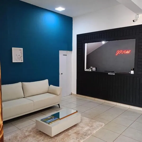 HOTEL JP, hotel in Delfinópolis