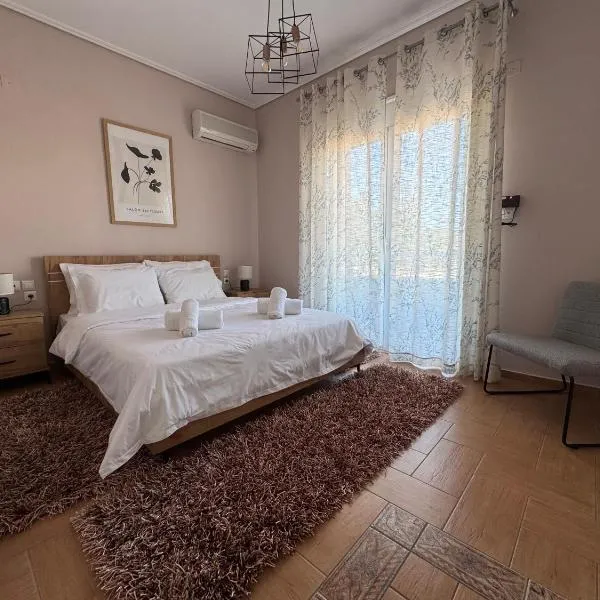 Nook 37, hotel in Néa Ankhíalos