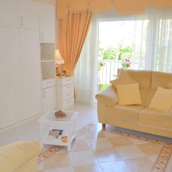 Los Horizontes No70, hotel in Benalmádena