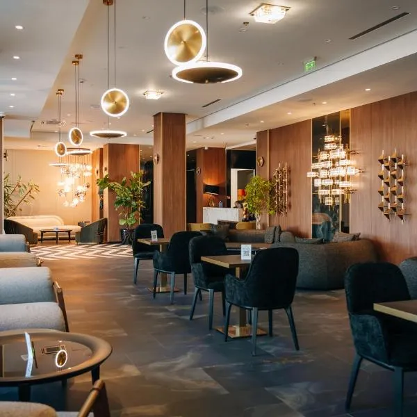 Sky Airport Hotel, hotel in Cluj-Napoca