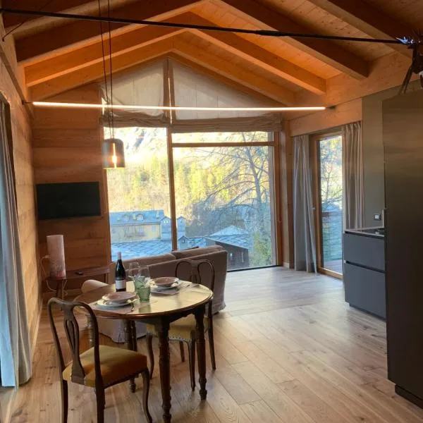 Foyer Grand Ru, ξενοδοχείο στο Κουρμαγιέρ