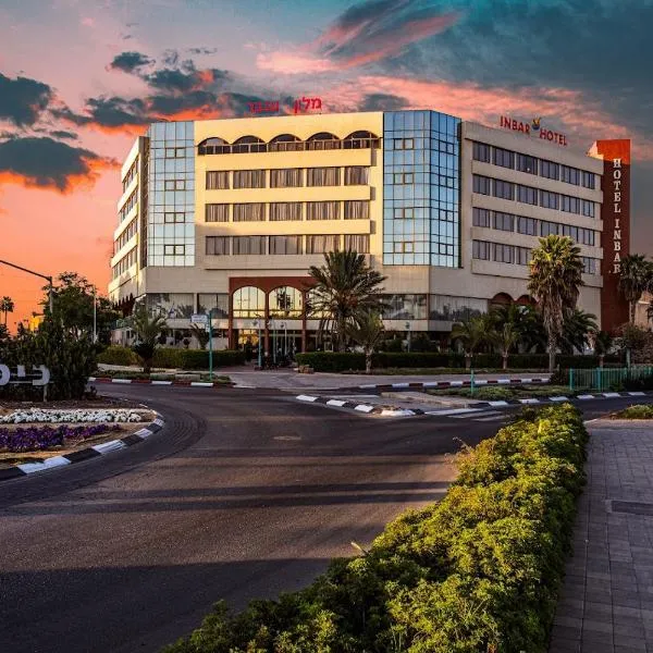 Inbar Hotel, ξενοδοχείο στο Αράντ