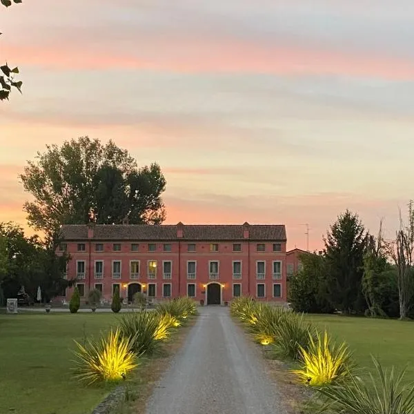 Hotel Villa Montanarini, ξενοδοχείο σε Villarotta