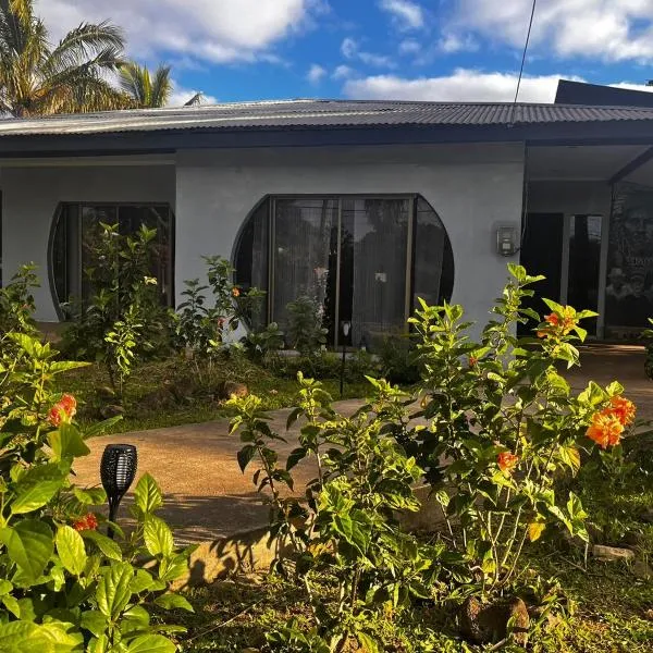 Hotel Hanau'eepe, ξενοδοχείο στη Χάνγκα Ρόα