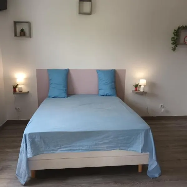 Chez Zamb, hotel a Chirongui