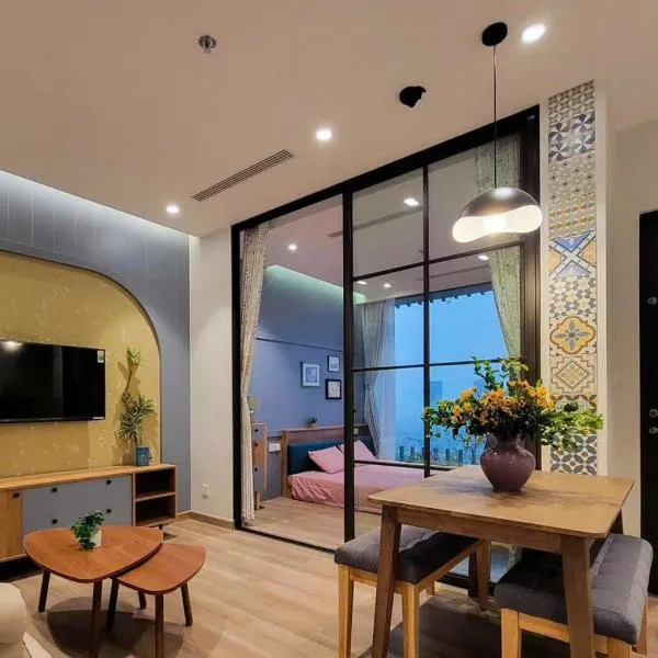 Capsule Onsen Landmark, hotel v destinaci HÆ°ng YÃªn