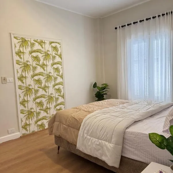 Elegant Stay in Lively Zamalek, hotel v Káhiře