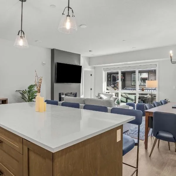 Outdoor heated pool and hot tub Stunning 3Bd sanctuary, hotel din Dead Man's Flats