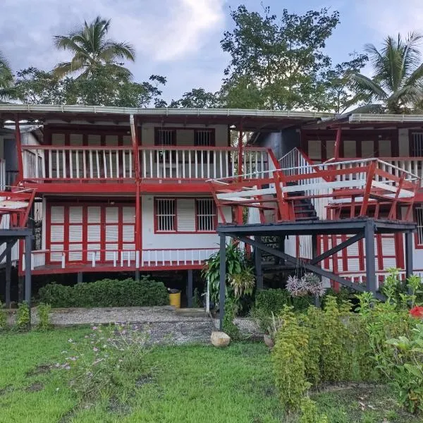 Ecohotel Punta Roca, Hotel in El Valle