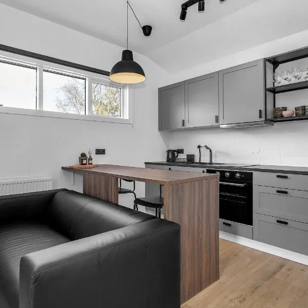Hafnarfjörður Haven, Cozy and Modern Retreat, Hotel in Hafnarfjördur