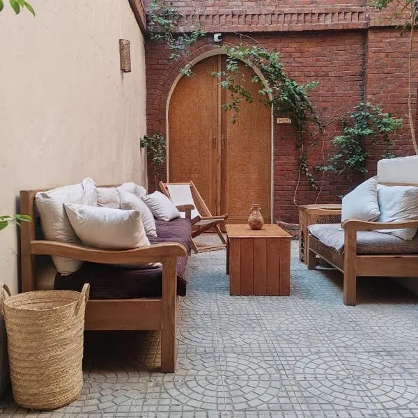 Kemet House, hotel in Luxor