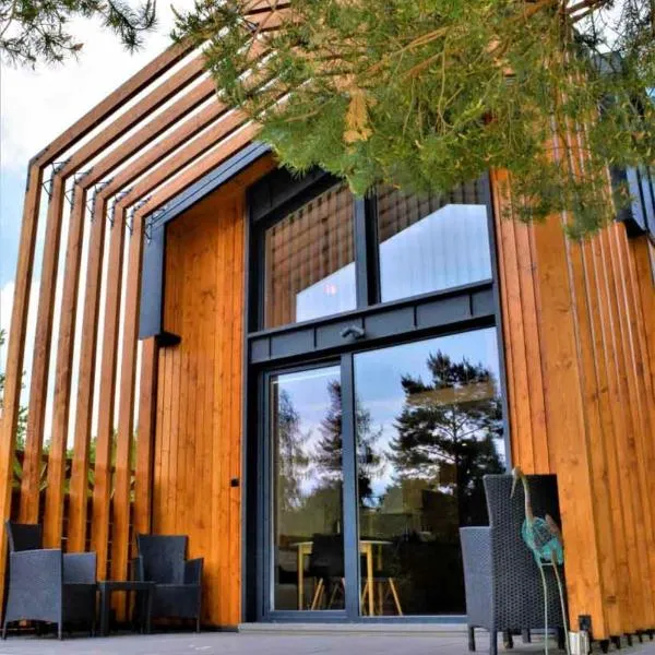 SuliCamp Kompleks Wypoczynkowy, hotel v destinaci Sulistrowice