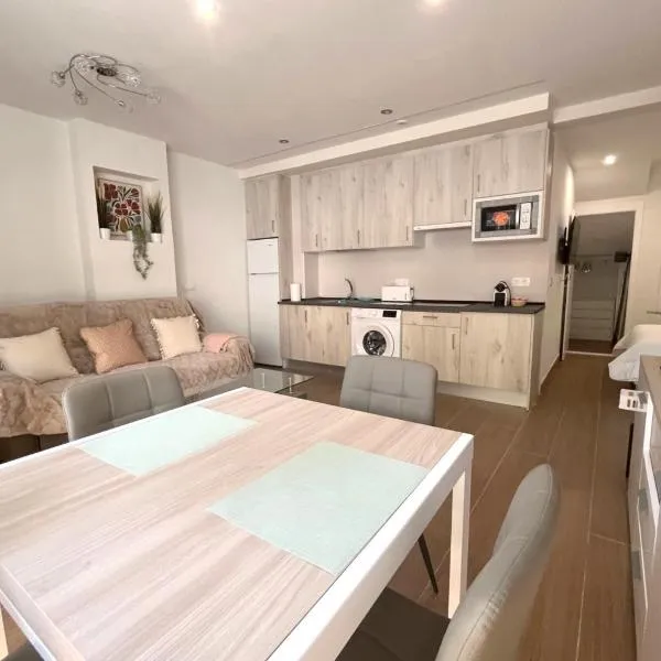 Apartamento Barajas-aeropuerto Mercurio B, hotel in Madrid