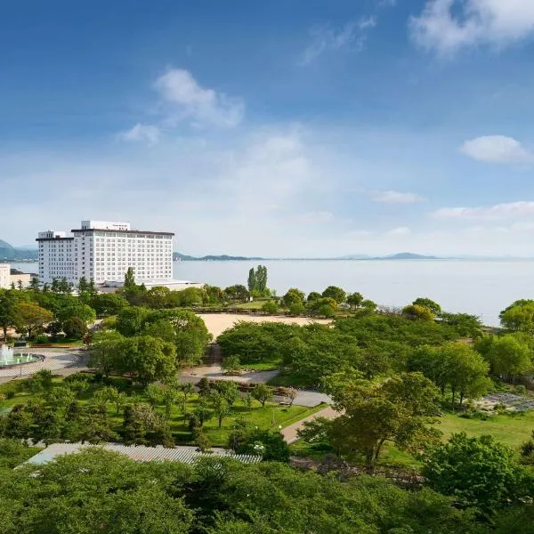 Grand Mercure Lake Biwa Resort & Spa, hotel in Nagahama