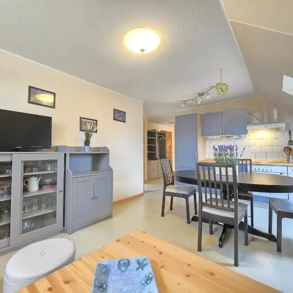 Ferienwohnung Strandbrise, отель в городе Дорнум