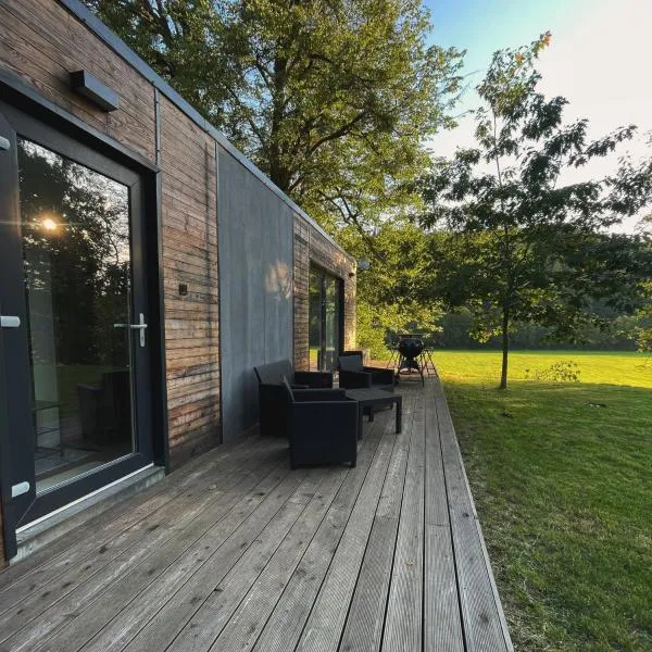 Glamping Pod Lipami, hotel in Dolní Bečva