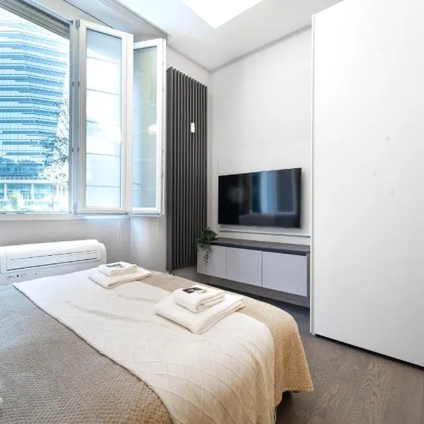 Designed apartment in Milan center Gae Aulenti area with AC, WiFi and Subway airport connected steps from Central Station, hotel v Miláně
