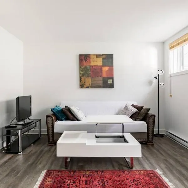 Logement neuf, spacieux, hôtel à Longueuil