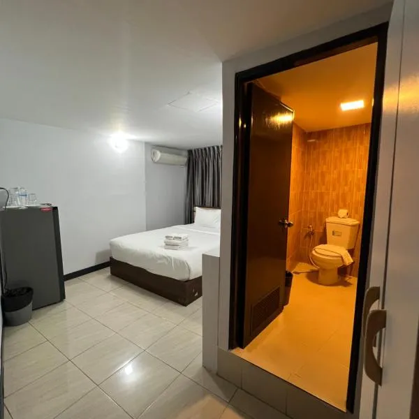 Maland House Hostel - Pattaya soi 14 Saisong Road，位于南芭堤雅的酒店