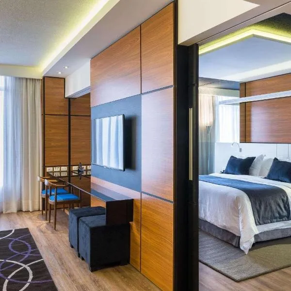 Radisson Hotel Curitiba, hotel in Curitiba